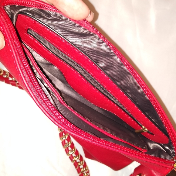 Red Purse - Picture 3 of 4